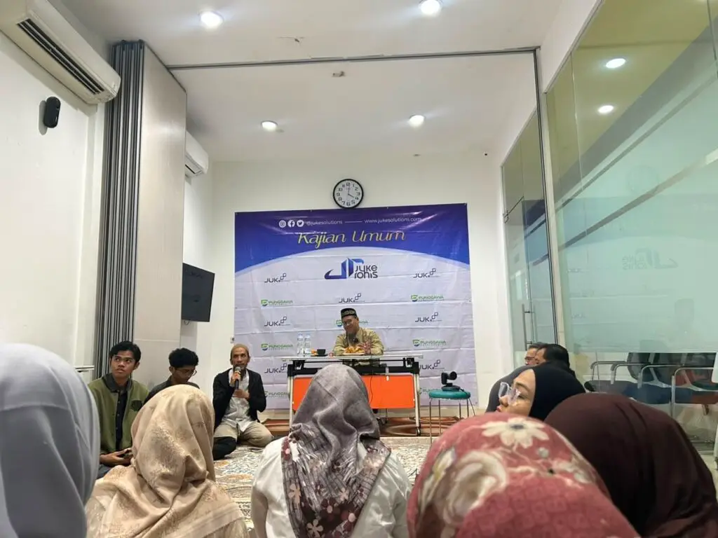 Kajian with Fiqih Prioritas topic